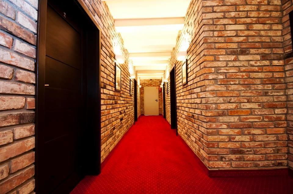 Pyszna Stajenka Hotel Bakow  Buitenkant foto