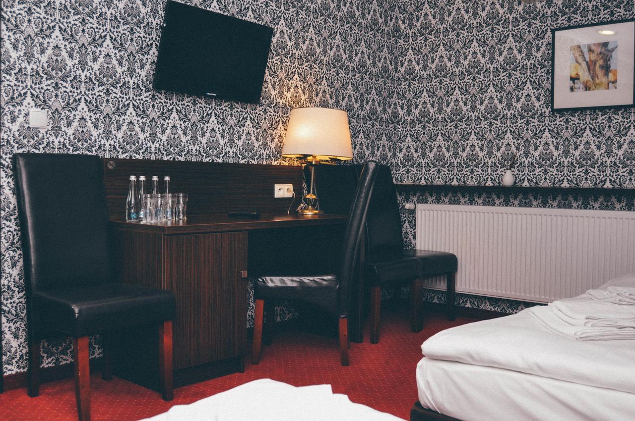 Pyszna Stajenka Hotel Bakow  Buitenkant foto