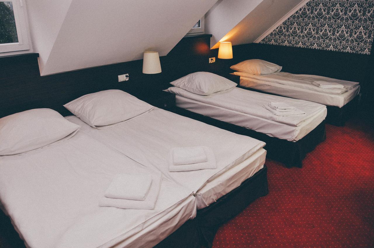 Pyszna Stajenka Hotel Bakow  Buitenkant foto